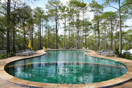 Romhaey Kirirom Resort By EHM Отели рядом с достопримечательностью «Кириром»