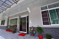 Hong’s Friend Coffee＆Tea station B＆B - parkir