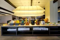Zhangye Ruichi International Hotel (Zhangye West High-speed Railway Station Aegean Shopping Mall) - balcony