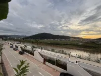Yanwa Wisdom Tea Space Hotel (Menghai Mengbara International Resort, Xishuangbanna) - Mountain view