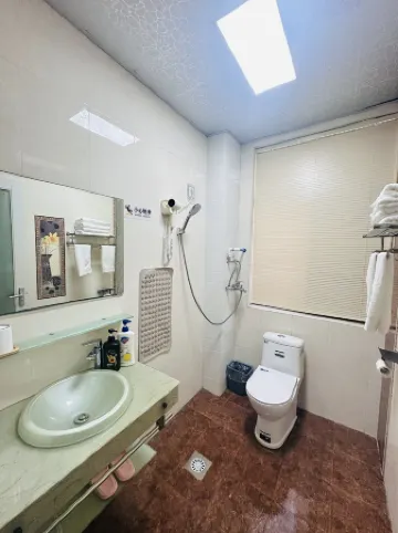 Wanfenglin Mijing Wujie Homestay (Wanfenglin Tourist Center)