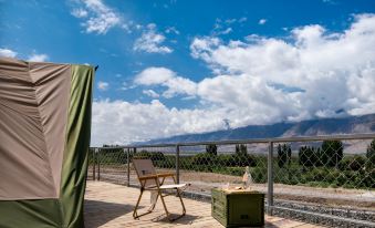 Meet Torgrencia tent camp