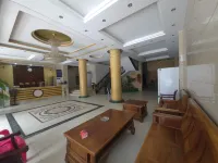 雷州長隆賓館 - 2 星級