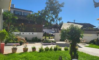 Cloud and Wind · Liangqi YuLong Trip | Free Dreamer Wild Luxury Snow Mountain Courtyard