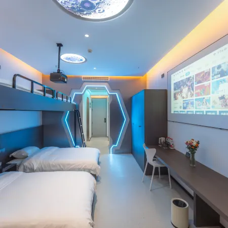 Yunju Z Youth Hotel