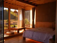 Benchmark Qingliang Manor Hotels in Aba County