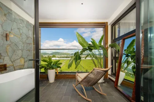 Fuxian Lake Xiake Yunqi Homestay - น้ำพุร้อน