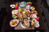 Sanfang Qixiang Shuxiang Wenru Hotel - sarapan
