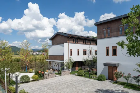 Xiangxi Zero Carbon Living Village (Quzhou Kaihua) Отели рядом с достопримечательностью «China’s Kingdom of Root Carving»