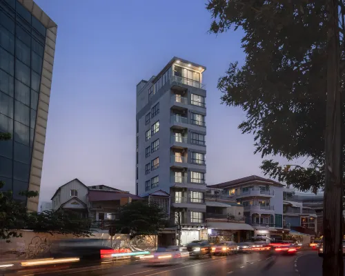 WH Chamkarmon Residence Hotels near Aeon Mall