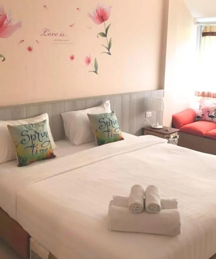 ห้องสแตนดาร์ด เตียงใหญ่ 1 เตียง