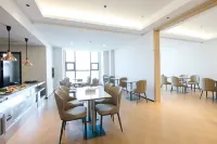 Ruge Sanqiu Rose Garden Hotel (Wanda Plaza) - breakfast