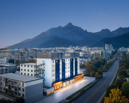 Atour Light Hotel, Longtan Road, Tianwai Village, Taishan Scenic Area, Tai'an City Hotels near Mount Tai