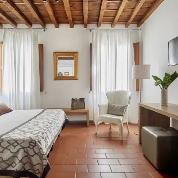 Sette Angeli Rooms Hoteles cerca de Campanario de Giotto