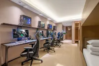 Leishen E-Sports Hotel (Xinyang Daxin Plaza)