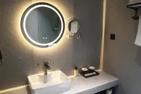 ELong Anyun Hotel (Jingde High-speed Railway Station Branch) - Balkoner