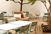 Belambra Clubs & Hotels - le Magendie - فطور
