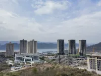 Qiushi Hotel - Mountain view