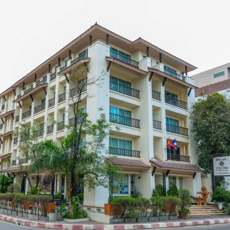 City Inn Vientiane Отели рядом с достопримечательностью «Посольство Королевства Тайланд»