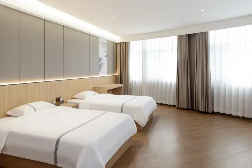 Luoshan Xinrong Garden Inn (Luoshan High School) - 2 Sao