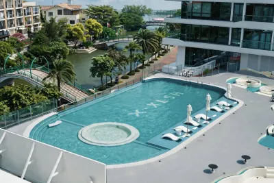 Shenzhen Dameisha Qiluan Mountain and Sea Resort Hotel فنادق في 