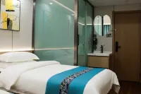 West Station Business Hotel (Pingliang West Bus Station) - balcón
