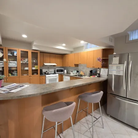 Short term rent at Yonge and Sheppard and North York Centre Отели рядом с достопримечательностью «Норт-Йорк»