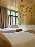 Yunguqiaoju Homestay (Xiaohuajiang Scenic Area) - พร้อมระเบียง