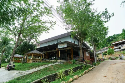 Green Gen Hotel Phuket Hotels in Koh Sirey