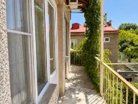 Sunshine Boutique Hostel - Hostels