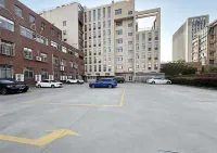 HanTing Hotel (Daishan Passenger Transport Center) - parking