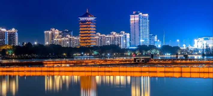 Tianyue Hotel (Qinzhou Baishihu Park Wuyue Plaza Branch) Các khách sạn ở Khâm Châu