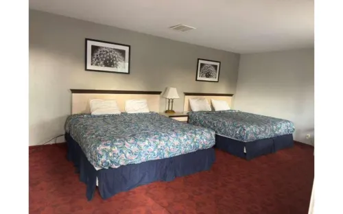 Midtown Motel Burlington Near Hwy 34