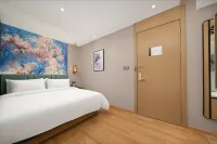 Magnotel Hotel (Dezhou Qihe Quancheng Oulebao Yellow River Water Street) - Balkoner