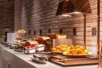Lavande Hotel (Jiuzhaigou Scenic Area Qian Guqing Branch) - breakfast