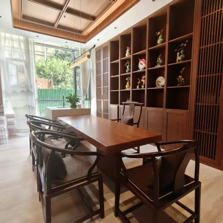 Taiheng Hotel