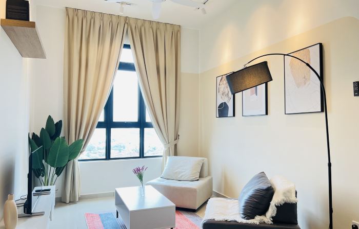 Parkland Residence Batu 11 MRT by AsHome