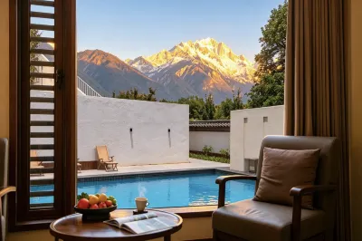 Yulong Mountain The Alpenglow Resort Hotels in Baisha old town/FOLIDAY Town Lijiang Mediterranean Resort