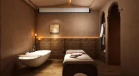 Sanji Liulu Holiday Homestay in Shangri-La City (Dukezong Ancient City Store) - spa