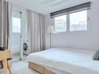 Stayrium Seoul Sagajeong - pemandangan pegunungan