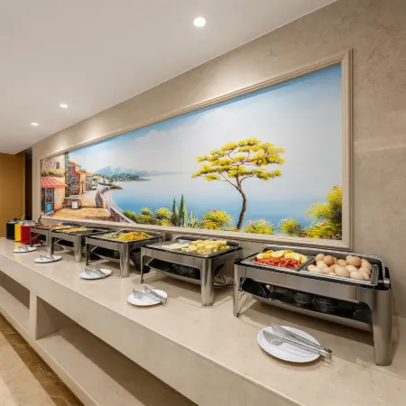 Vienna International Hotel (Xishui Xiwangcheng Times Plaza)