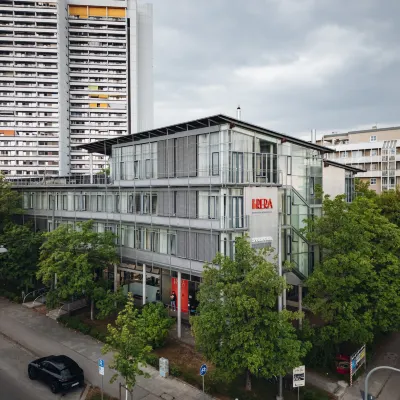 Brera Serviced Apartments Munich West Отели рядом с достопримечательностью «Стадион «Грюнвальдер»»