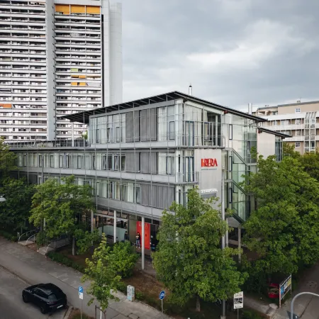 Brera Serviced Apartments Munich West Отели рядом с достопримечательностью «Культурный центр BACKSTAGE»