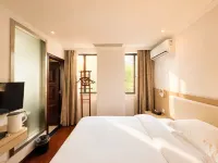 Dandelion Hotel (Longhu Mountains Scenic Area Tourist Center) - 2-stjärniga