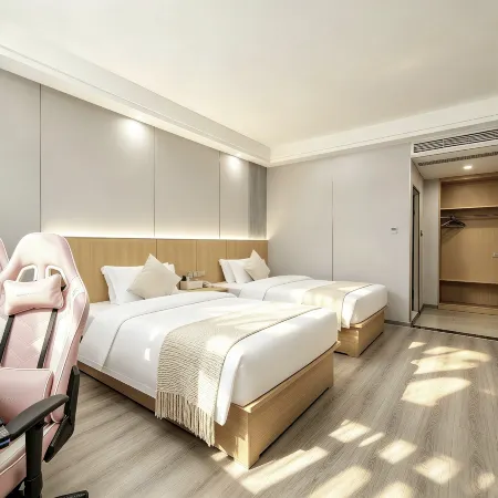 YUN BO LIGHT LUXURY HOTEL