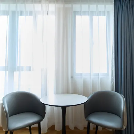 Yingyi Smart Hotel (Wuyue Plaza · Sixth People's Hospital)