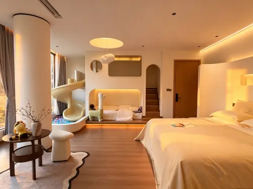 Qixi Shanyu Homestay (Mangshan Grand Canyon Rafting) - parking
