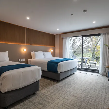 Serene suites