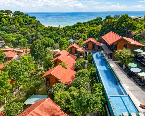Alama Sea Village Resort Hotels near Diamond Cliff Beach