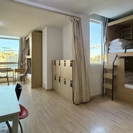 Backpacker Youth Boutique Stay (Sanyang Square Subway Station)